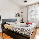 Grand Lumineux Hyper Centre Vue Chateau * Caen